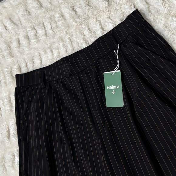 NWT HALARA Black Dress Pants Mid Rise Barrel Leg Stripe Pants - Picture 14 of 16